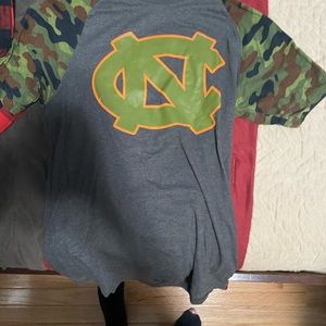 Carolina Tar Heels shirt